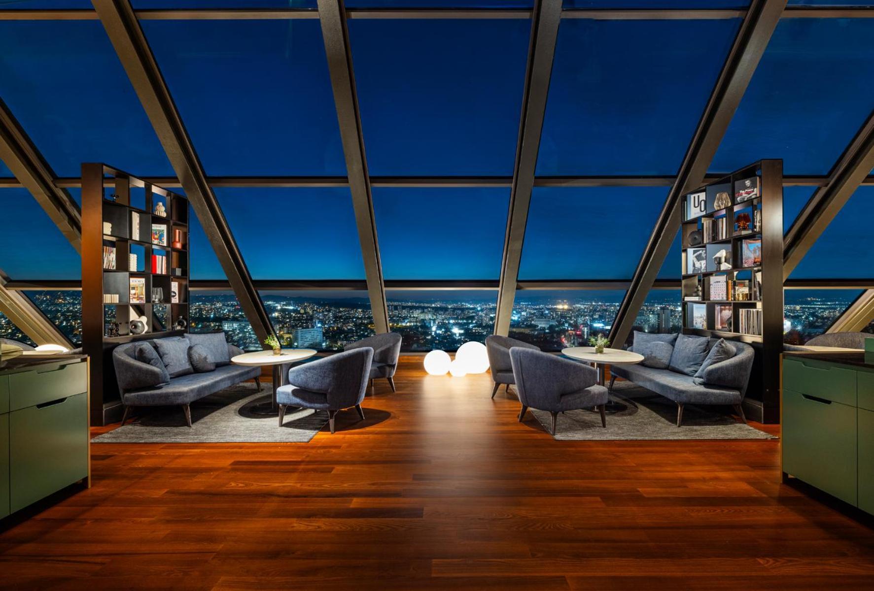 Grand Hotel Millennium โซเฟีย ภายนอก รูปภาพ The Library at The Westin Seoul