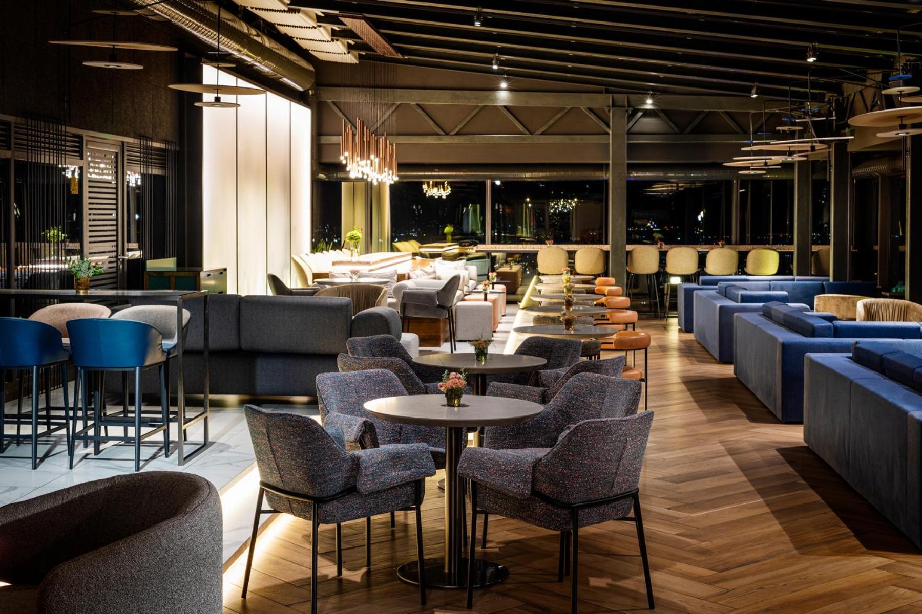 Grand Hotel Millennium โซเฟีย ภายนอก รูปภาพ The lounge at the airport